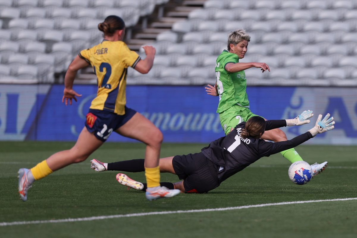 Michelle Heyman of Canberra United takes a shot on goal at Polytec Stadium.